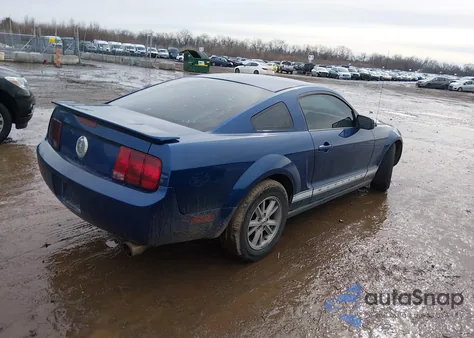 2009 Ford Mustang V6/V6 Premium from USA, damaged, VIN 1ZVHT80N695130477